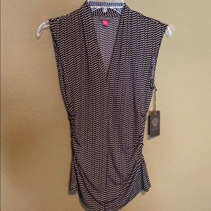 Vince Camuto Sleeveless Top NWT🔥